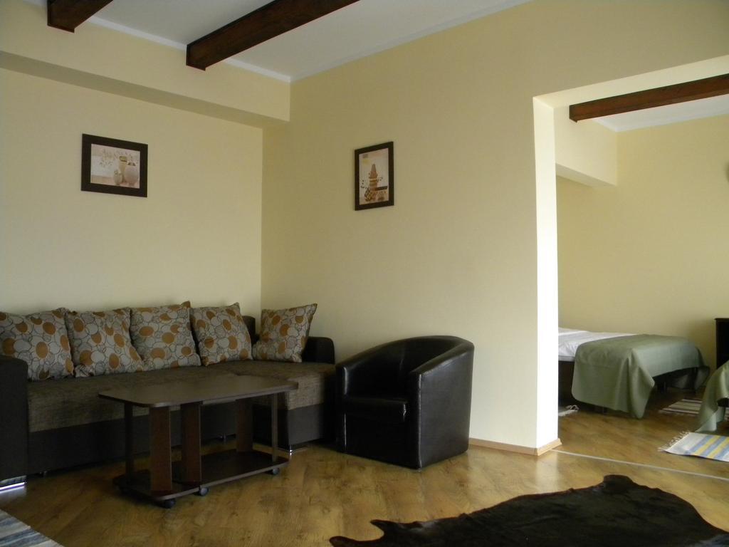 Pensiunea Mason'S Rîşnov Chambre photo